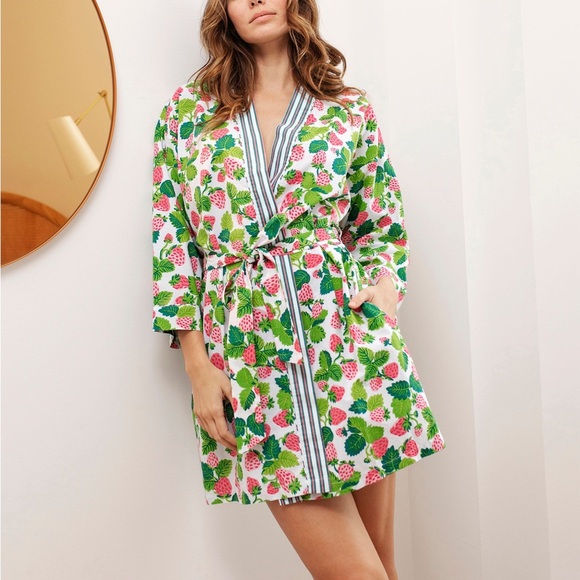 Printfresh strawberry fields short cotton robe - Picture 1 of 3